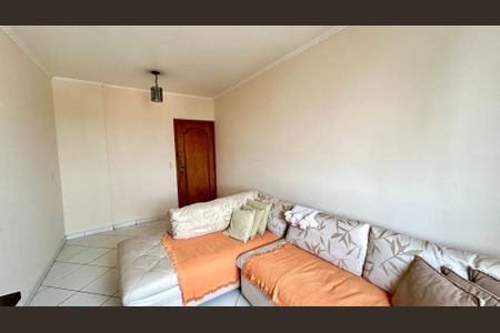 Sala de apartamento para alugar com 3 quartos, 53m² em Jardim Santa Edwirges, Guarulhos