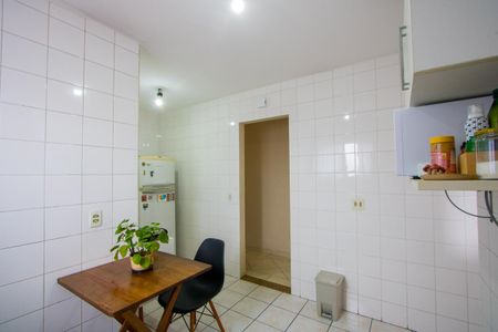 Apartamento à venda com 68m², 2 quartos e 1 vaga Apartamento à venda com 68m², 2 quartos e 1 vagaCozinha