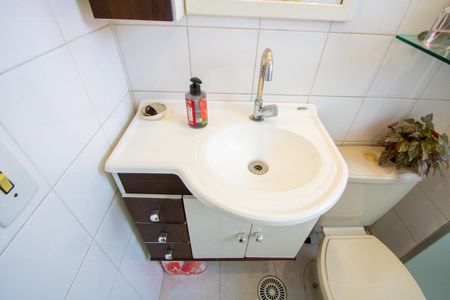 Apartamento à venda com 68m², 2 quartos e 1 vaga Apartamento à venda com 68m², 2 quartos e 1 vagaBanheiro