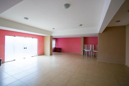 Apartamento à venda com 68m², 2 quartos e 1 vaga Apartamento à venda com 68m², 2 quartos e 1 vagaÁrea comum - Salão de festas