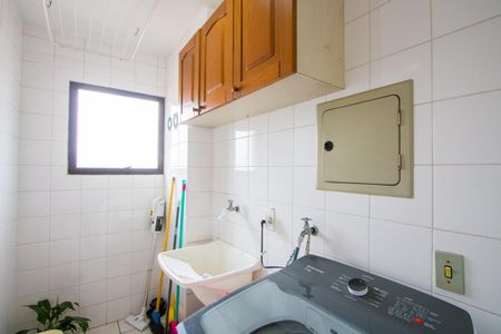 Apartamento à venda com 68m², 2 quartos e 1 vaga Apartamento à venda com 68m², 2 quartos e 1 vagaÁrea de serviço