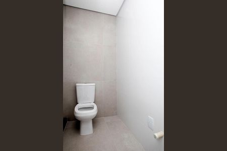 Banheiro de kitnet/studio à venda com 1 quarto, 47m² em Moinhos de Vento, Porto Alegre