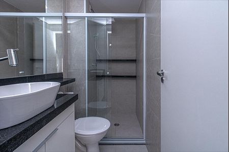 Apartamento para alugar com 34m², 2 quartos e sem vaga Apartamento para alugar com 34m², 2 quartos e sem vagabanheiro social_2
