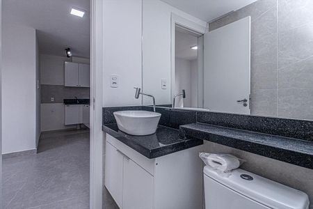 Apartamento para alugar com 34m², 2 quartos e sem vaga Apartamento para alugar com 34m², 2 quartos e sem vagabanheiro social_3