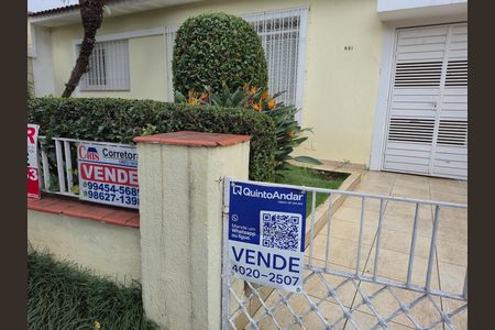 Casa à venda com 285m², 3 quartos e 2 vagas Casa à venda com 285m², 3 quartos e 2 vagasPlaca
