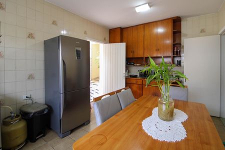 Casa à venda com 285m², 3 quartos e 2 vagas Casa à venda com 285m², 3 quartos e 2 vagasCozinha 1