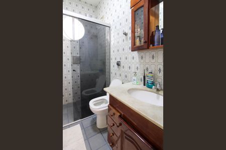 Casa à venda com 285m², 3 quartos e 2 vagas Casa à venda com 285m², 3 quartos e 2 vagasBanheiro 2