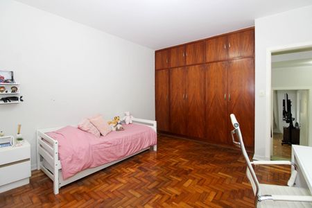 Casa à venda com 285m², 3 quartos e 2 vagas Casa à venda com 285m², 3 quartos e 2 vagasQuarto 1