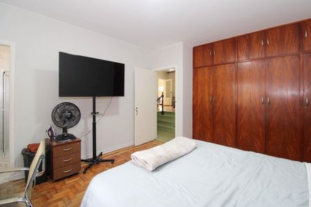 Casa à venda com 285m², 3 quartos e 2 vagas Casa à venda com 285m², 3 quartos e 2 vagasSuíte