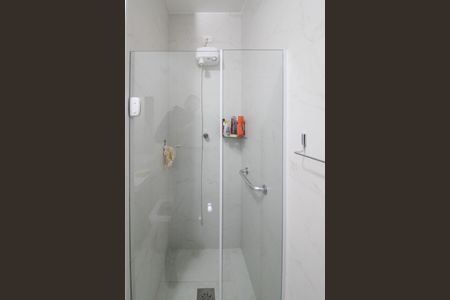 Casa à venda com 285m², 3 quartos e 2 vagas Casa à venda com 285m², 3 quartos e 2 vagasBanheiro 1