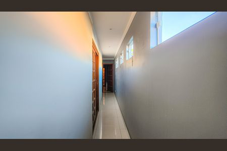Casa para alugar com 230m², 3 quartos e 2 vagas Casa para alugar com 230m², 3 quartos e 2 vagasCorredor