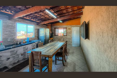Casa para alugar com 230m², 3 quartos e 2 vagas Casa para alugar com 230m², 3 quartos e 2 vagasTerraço