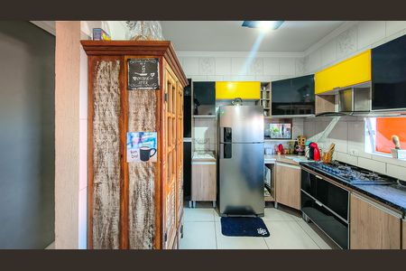 Casa para alugar com 230m², 3 quartos e 2 vagas Casa para alugar com 230m², 3 quartos e 2 vagasCozinha