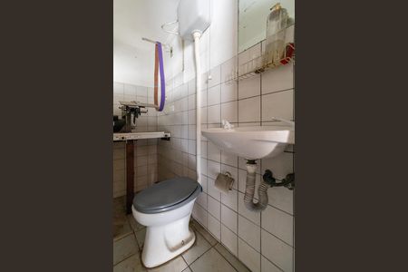Casa à venda com 104m², 2 quartos e 2 vagas Casa à venda com 104m², 2 quartos e 2 vagasBanheiro de Serviço