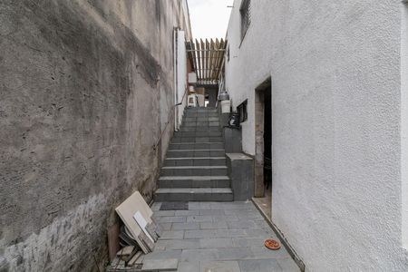 Casa à venda com 104m², 2 quartos e 2 vagas Casa à venda com 104m², 2 quartos e 2 vagasCorredor