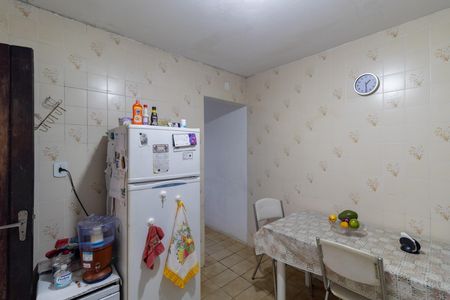 Casa à venda com 104m², 2 quartos e 2 vagas Casa à venda com 104m², 2 quartos e 2 vagasCozinha