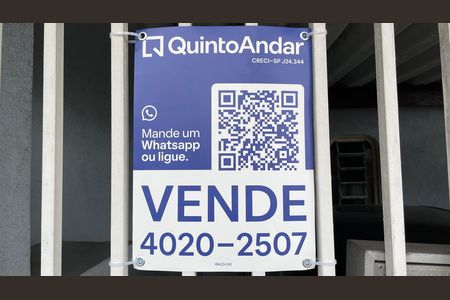 Casa à venda com 104m², 2 quartos e 2 vagas Casa à venda com 104m², 2 quartos e 2 vagasPlaca