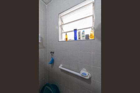 Casa à venda com 104m², 2 quartos e 2 vagas Casa à venda com 104m², 2 quartos e 2 vagasBanheiro