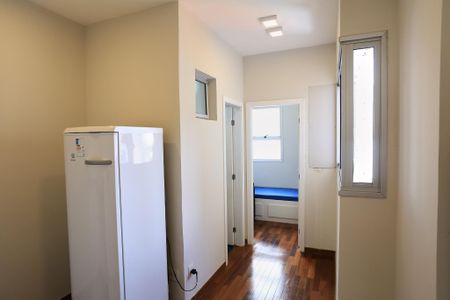 Apartamento à venda com 380m², 5 quartos e 6 vagas Apartamento à venda com 380m², 5 quartos e 6 vagasQuarto de Serviço
