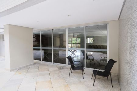 Apartamento à venda com 380m², 5 quartos e 6 vagas Apartamento à venda com 380m², 5 quartos e 6 vagasÁrea comum - Salão de festas