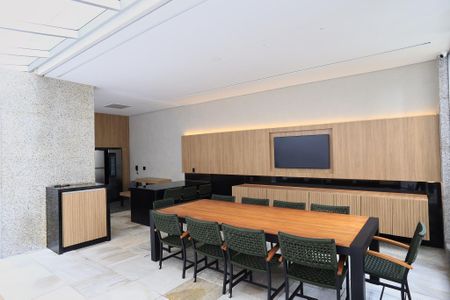 Apartamento à venda com 380m², 5 quartos e 6 vagas Apartamento à venda com 380m², 5 quartos e 6 vagasEspaço Gourmet