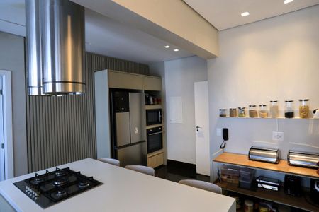 Apartamento à venda com 380m², 5 quartos e 6 vagas Apartamento à venda com 380m², 5 quartos e 6 vagasCozinha