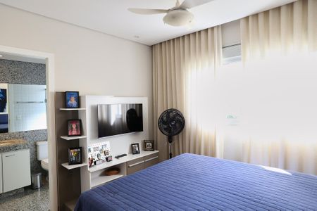 Apartamento à venda com 380m², 5 quartos e 6 vagas Apartamento à venda com 380m², 5 quartos e 6 vagasSuíte