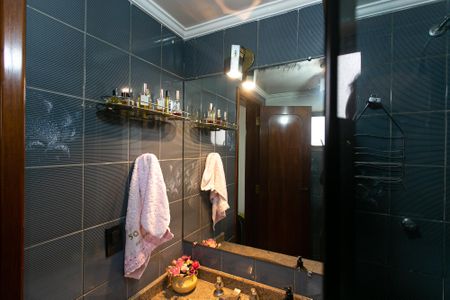 Apartamento à venda com 156m², 3 quartos e 3 vagasBanheiro da Suíte 2