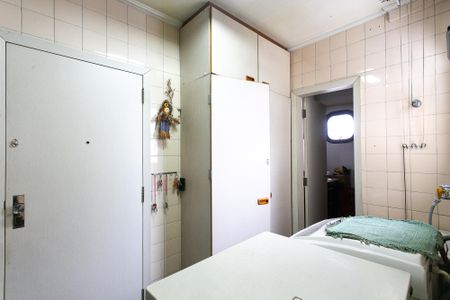 Apartamento à venda com 156m², 3 quartos e 3 vagasÁrea da Serviço