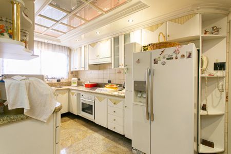 Apartamento à venda com 156m², 3 quartos e 3 vagasCozinha