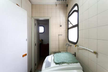 Apartamento à venda com 156m², 3 quartos e 3 vagasÁrea da Serviço