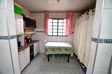 Casa para alugar com 90m², 3 quartos e 1 vagaCozinha
