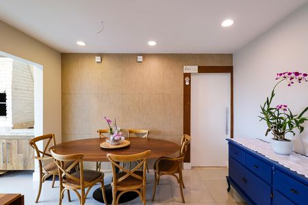 Apartamento à venda com 129m², 2 quartos e 3 vagas