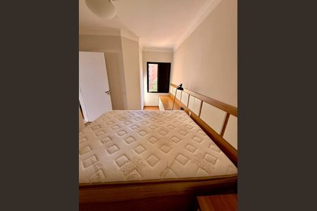 Apartamento para alugar com 110m², 3 quartos e 2 vagas Apartamento para alugar com 110m², 3 quartos e 2 vagasQuarto