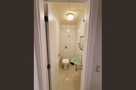 Apartamento para alugar com 110m², 3 quartos e 2 vagas Apartamento para alugar com 110m², 3 quartos e 2 vagasBanheiro