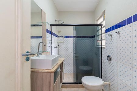 Banheiro de apartamento para alugar com 3 quartos, 100m² em Centro Histórico, Porto Alegre
