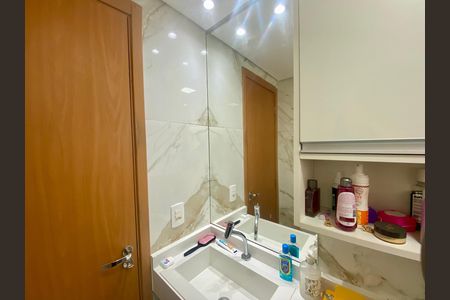 Apartamento à venda com 38m², 2 quartos e 1 vaga Apartamento à venda com 38m², 2 quartos e 1 vagaBanheiro
