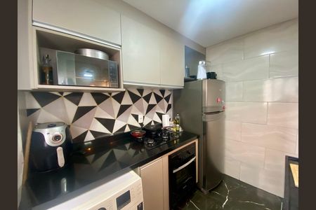 Apartamento à venda com 38m², 2 quartos e 1 vaga Apartamento à venda com 38m², 2 quartos e 1 vagaCozinha / Área de Serviço