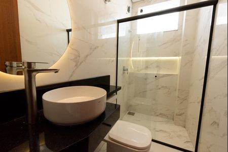 Apartamento para alugar com 180m², 3 quartos e 2 vagasBanheiro 2