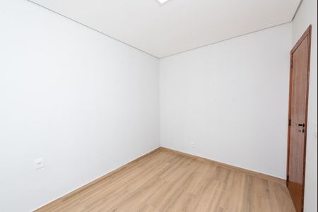 Apartamento para alugar com 180m², 3 quartos e 2 vagasQuarto 2