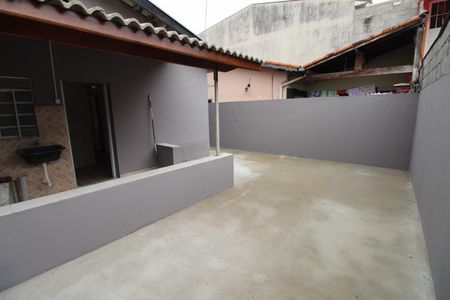 Casa para alugar com 60m², 2 quartos e 2 vagasÁrea de Serviço