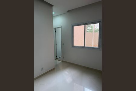 Sala de apartamento à venda com 2 quartos, 48m² em Vila Esperanca, Jundiaí