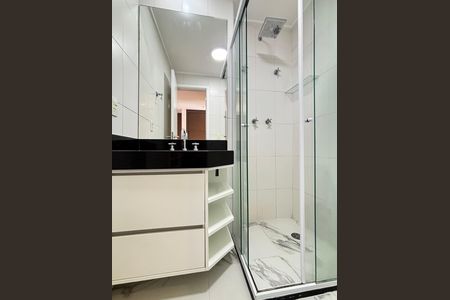Apartamento à venda com 64m², 1 quarto e 2 vagas Apartamento à venda com 64m², 1 quarto e 2 vagasBanheiro da Suíte