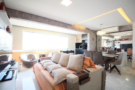 Apartamento à venda com 131m², 3 quartos e 3 vagasSala