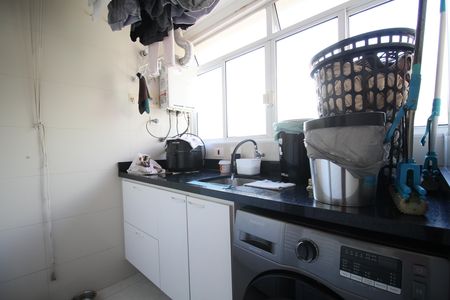 Apartamento à venda com 131m², 3 quartos e 3 vagasÁrea de Serviço