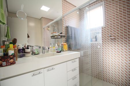 Apartamento à venda com 131m², 3 quartos e 3 vagasBanheiro 1