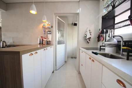 Apartamento à venda com 131m², 3 quartos e 3 vagasCozinha