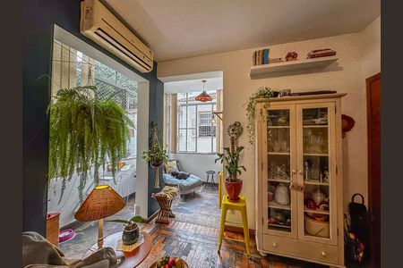 Apartamento para alugar com 80m², 2 quartos e 1 vaga