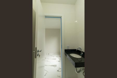Casa para alugar com 102m², 3 quartos e 2 vagas Casa para alugar com 102m², 3 quartos e 2 vagasBanheiro da Suite