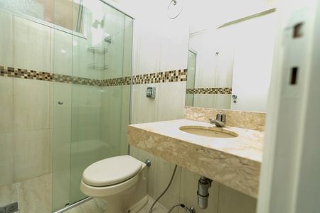 Apartamento à venda com 79m², 2 quartos e 1 vaga Apartamento à venda com 79m², 2 quartos e 1 vagaBANHEIRO SOCIAL